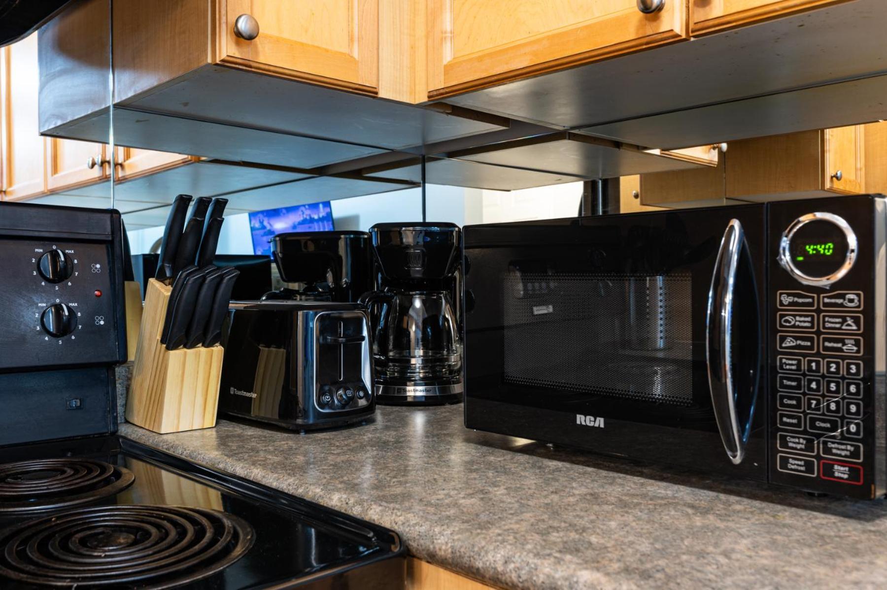 4975 Southampton Drive Hotel Mississauga Bagian luar foto